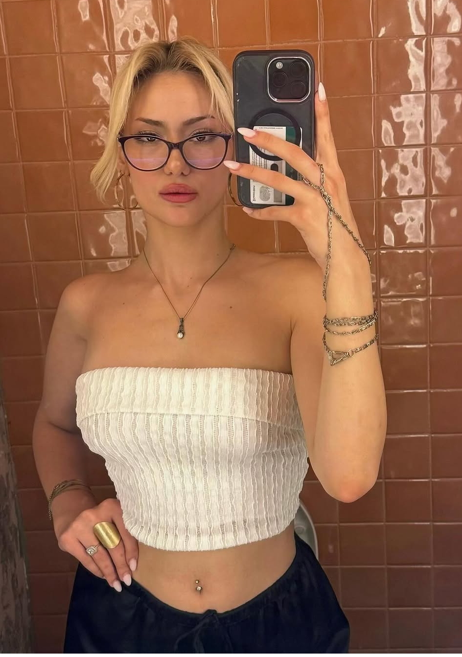 Antalya Aşkı Bulmuş Kadın Escort Sultan