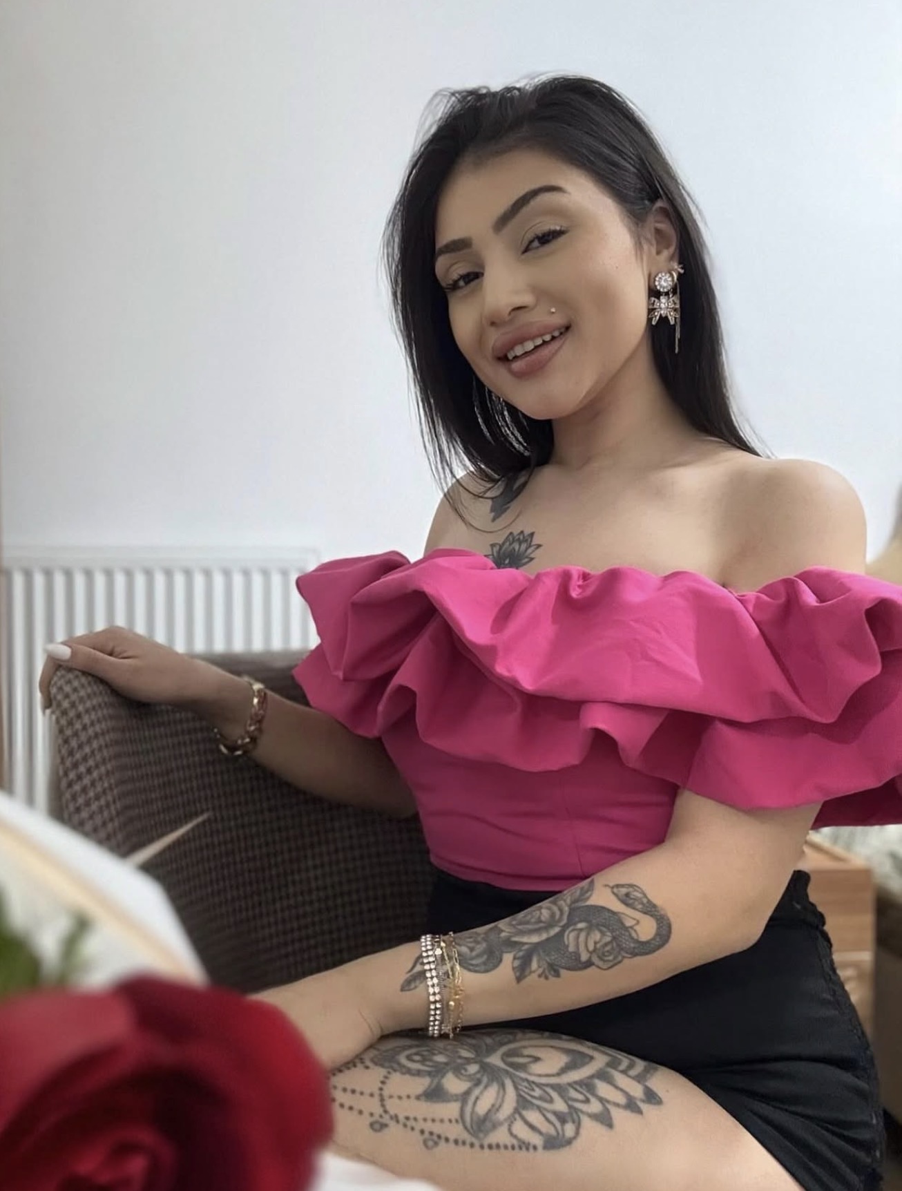 İzmir Gecelik Görüşen Escort Mina