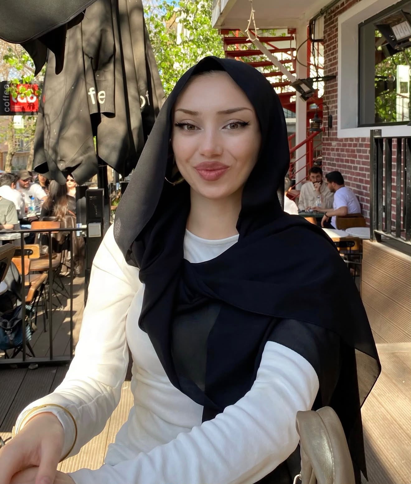 Bayburt Romantik Partner Bayan Escort Gülin