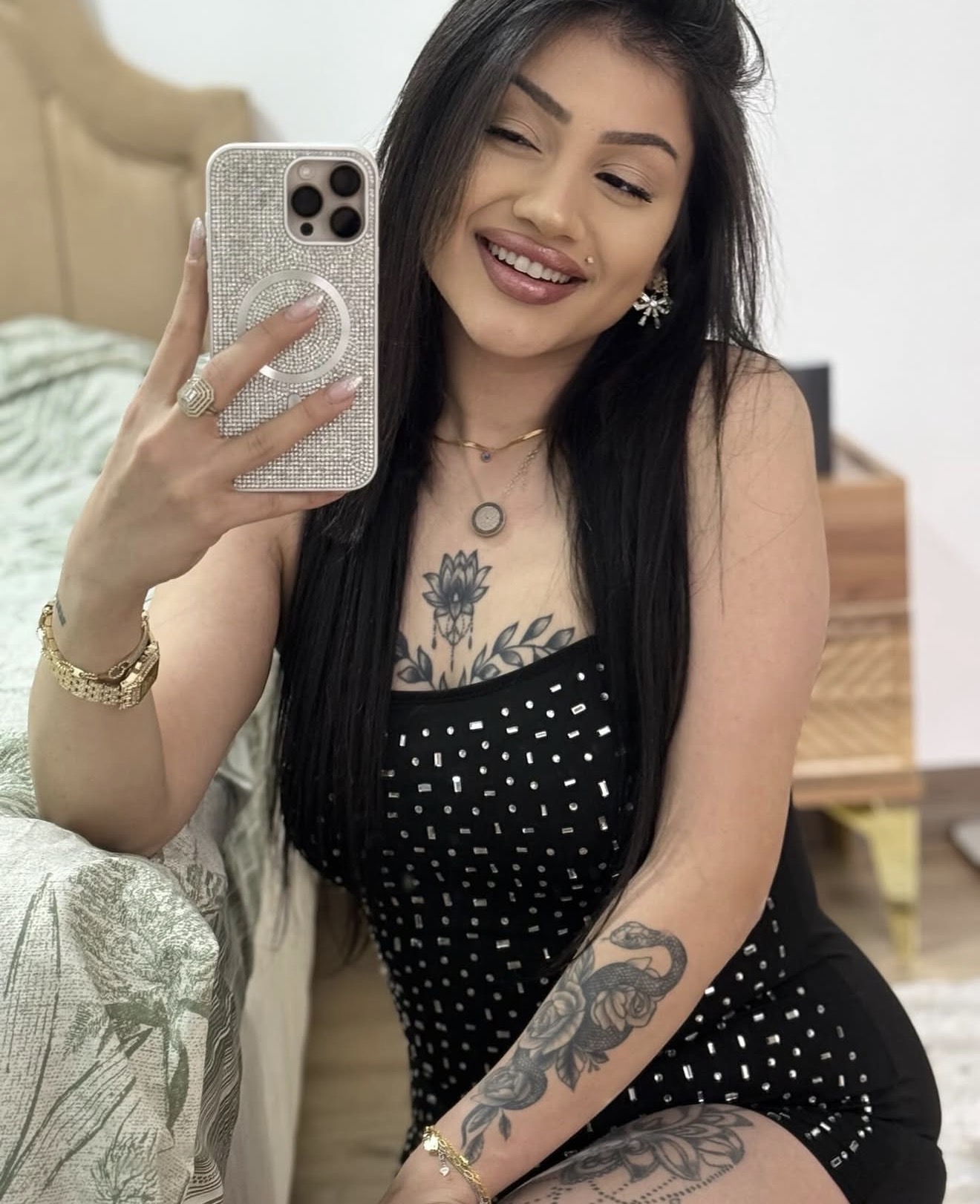 Aydın Kırgız Bayan Escort Fikriye